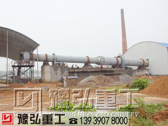大型戶外旋轉窯設備安裝現(xiàn)場