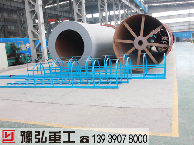 回轉煅燒窯生產(chǎn)車間加工現(xiàn)場
